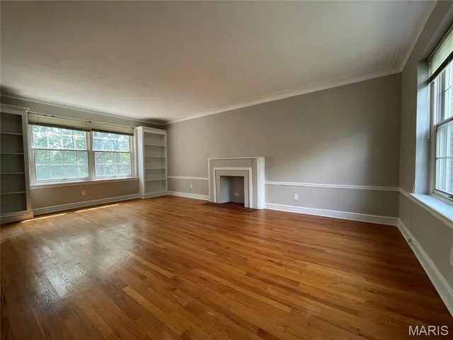 $259,900 | 7545 Wellington Way, Unit 2B, Clayton, MO 63105