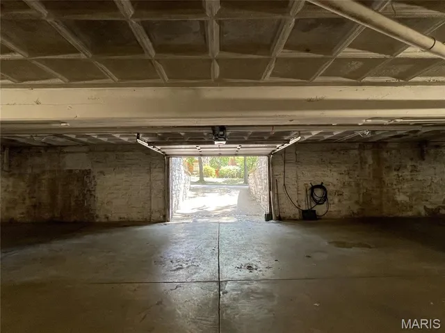 $259,900 | 7545 Wellington Way, Unit 2B, Clayton, MO 63105