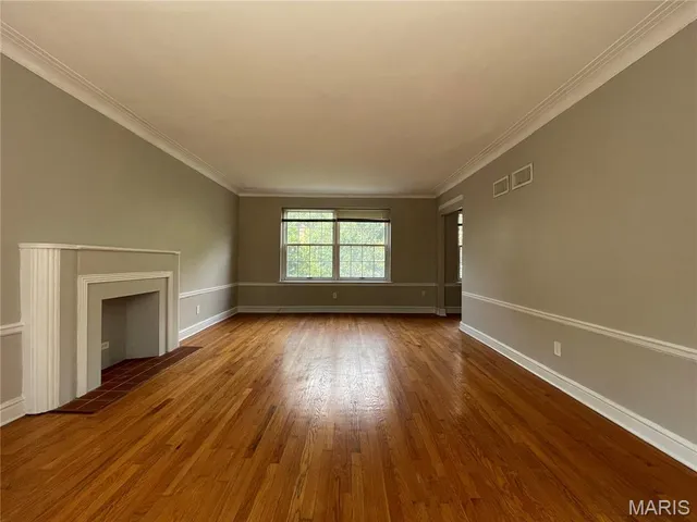 $259,900 | 7545 Wellington Way, Unit 2B, Clayton, MO 63105