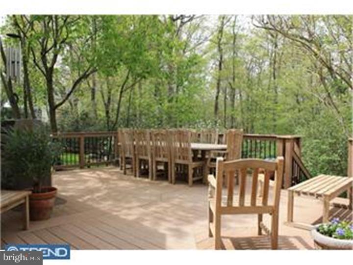 14 Cove Road Moorestown, NJ 08057 - Photo 11 of 13 Deck