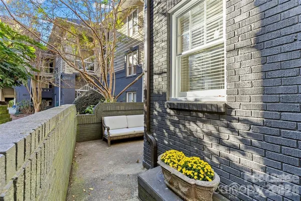 $2,950 | 609 Queens Road, Unit A, Charlotte, NC 28207