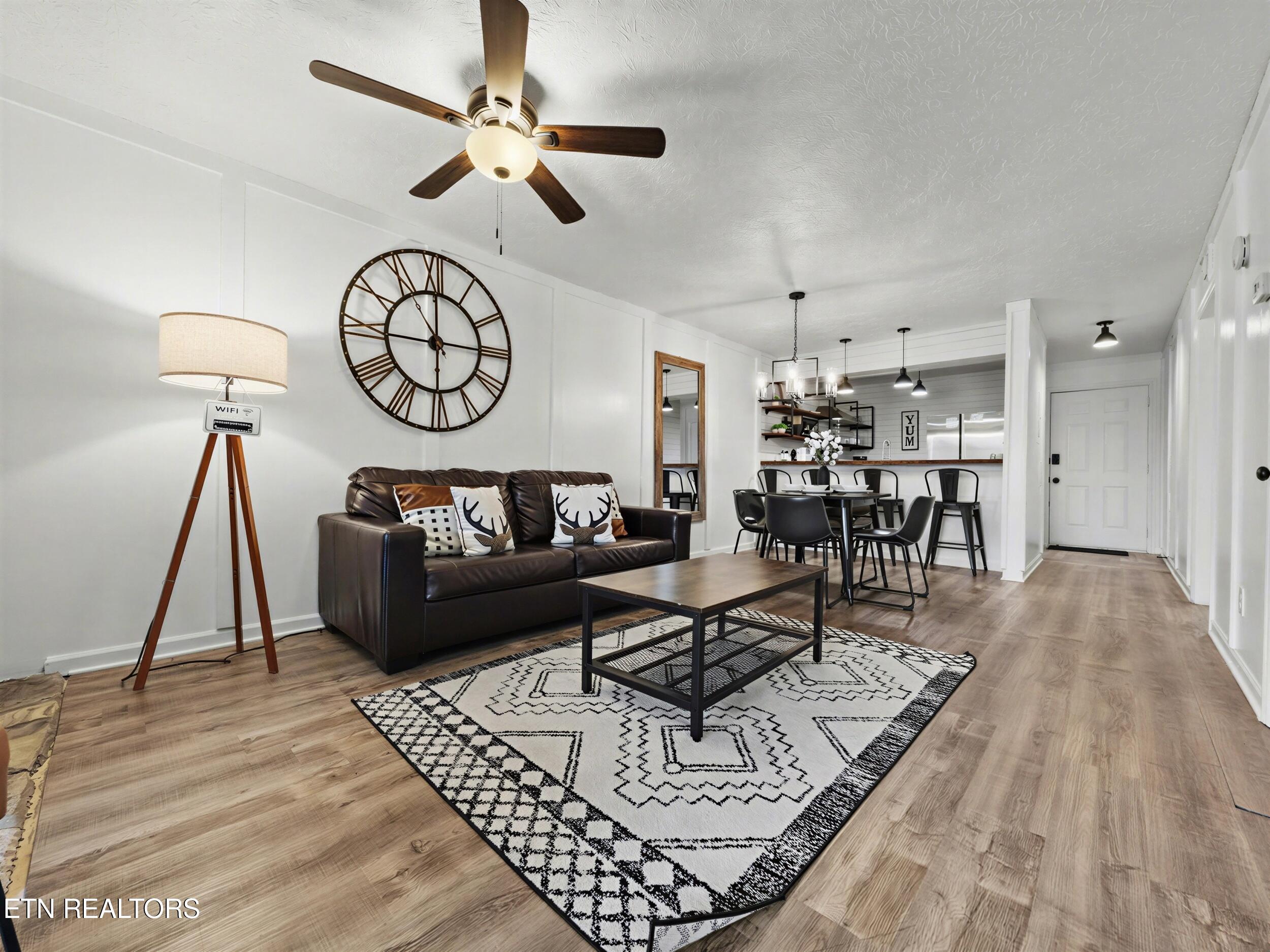 616 Turkey Nest Road, Unit 313 Gatlinburg, TN 37738 - Photo 2 of 37 5_36