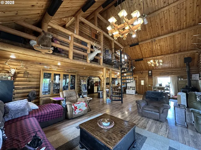 $360,000 | 741 North Washington Street, Prairie City, OR 97869