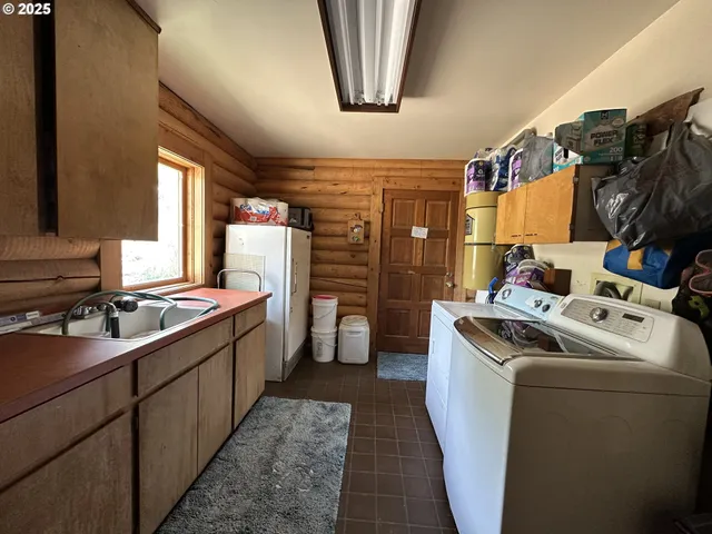 $360,000 | 741 North Washington Street, Prairie City, OR 97869