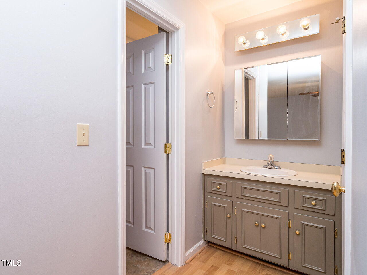 2017 Travianna Court Raleigh, NC 27609 - Photo 18 of 28 017-1280x960-primary-bathroom