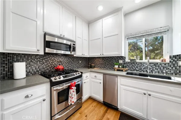 $969,868 | 448 Mariposa Avenue, Sierra Madre, CA 91024