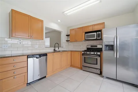 $379,000 | 10604 Lakeside Vista Drive, Riverview, FL 33569