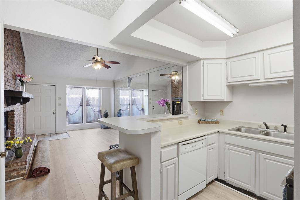 2518 Shady Ridge Drive Bedford, TX 76021 - Photo 10 of 15