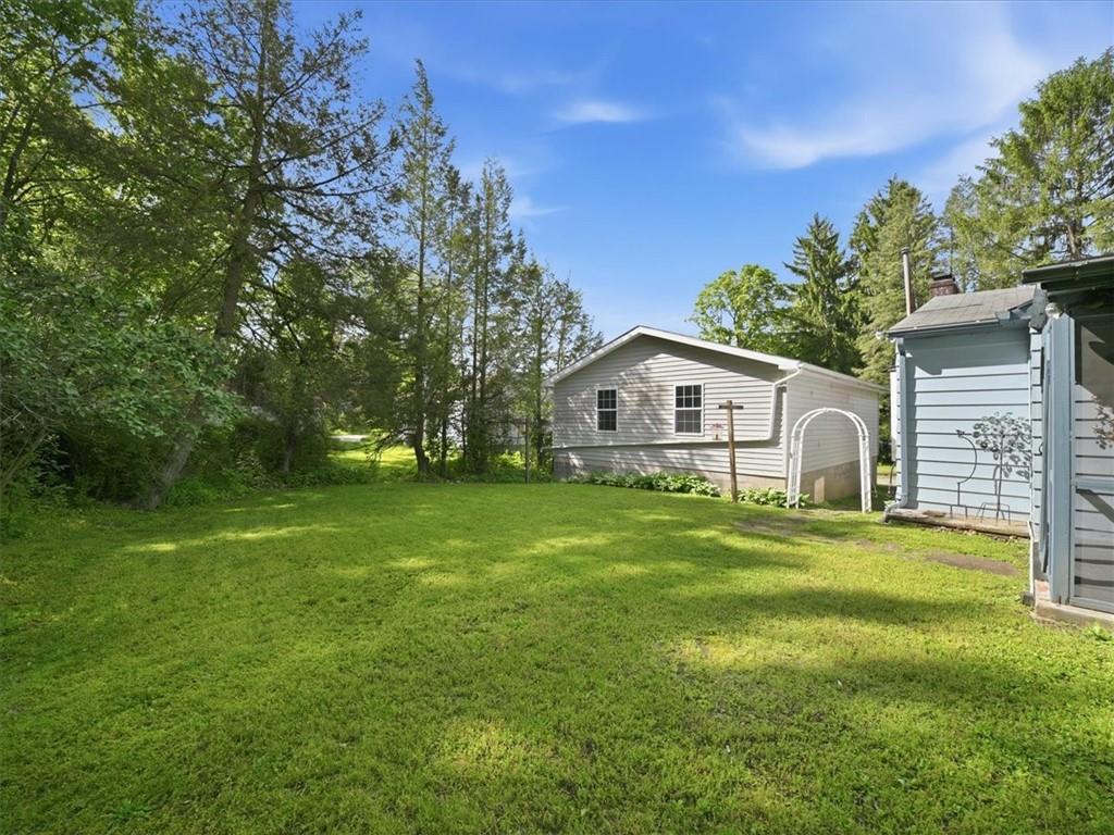 1306 Chapel Road Monaca, PA 15061 - Photo 20 of 23