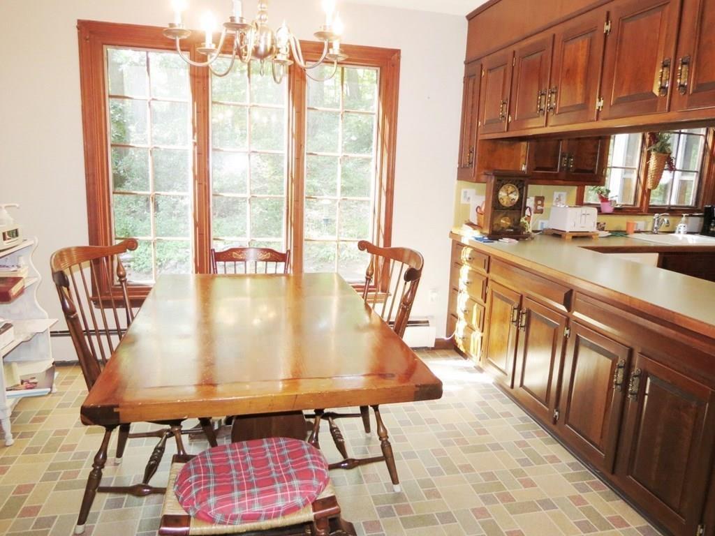 129 Walker Pond Road Sturbridge, MA 01566 - Photo 8 of 34