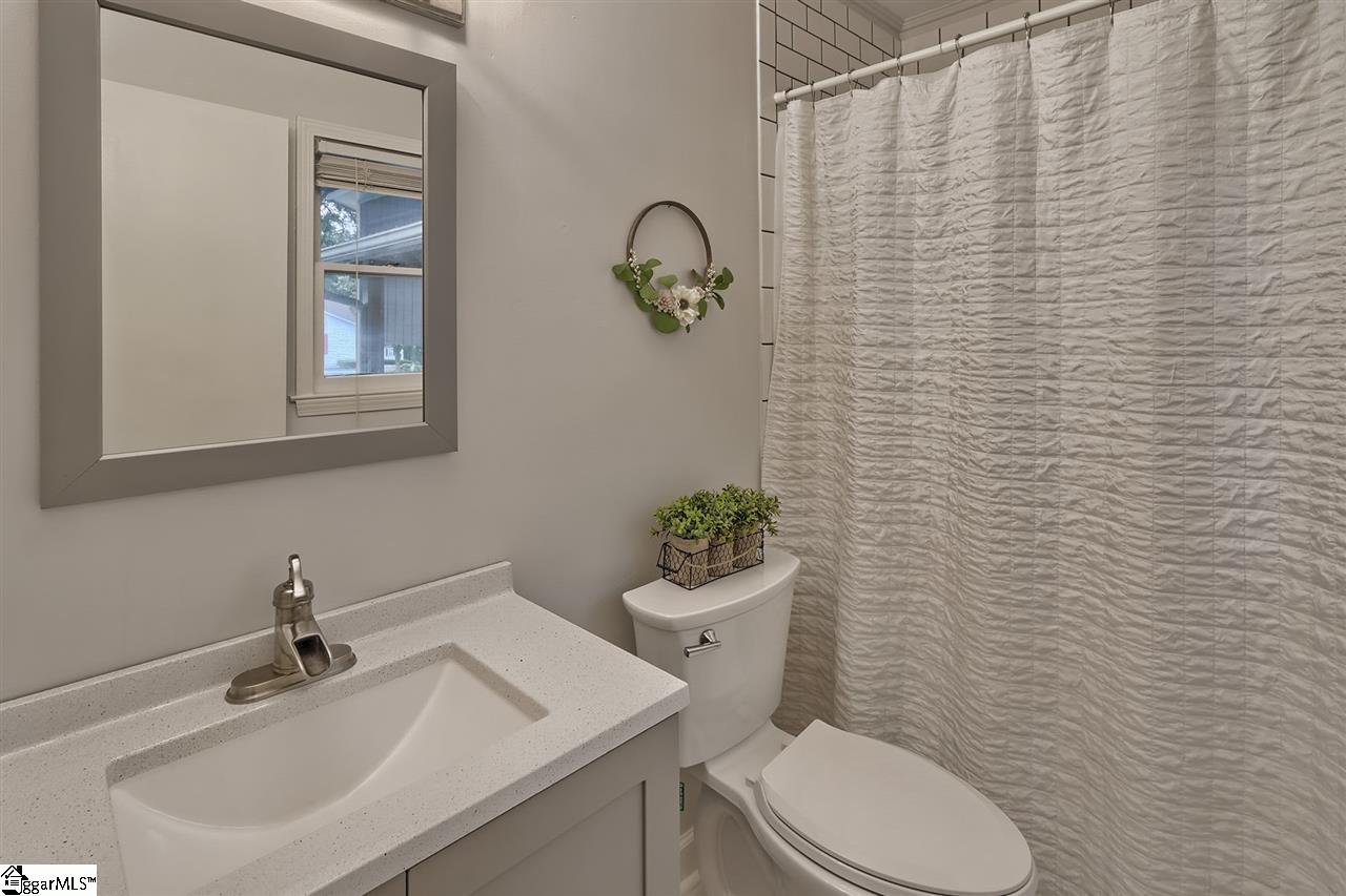209 Tollgate Road Simpsonville, SC 29681 - Photo 22 of 34 Gallery Image 22