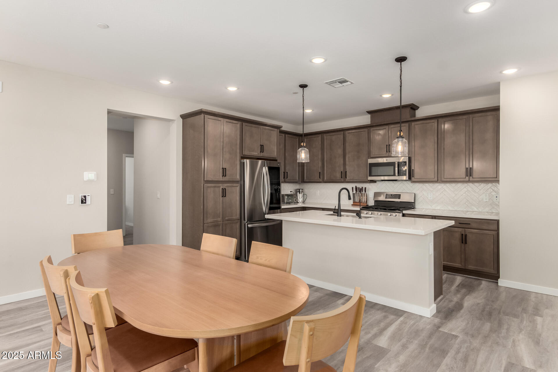 759 East Lark Street, Unit 202 Gilbert, AZ 85297 - Photo 12 of 40 10-Lark