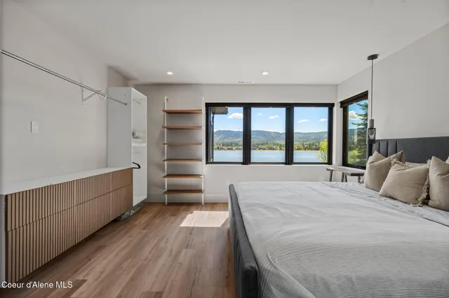 $2,200,000 | 55 South Thistle Down Lane, Unit A, Laclede, ID 83841