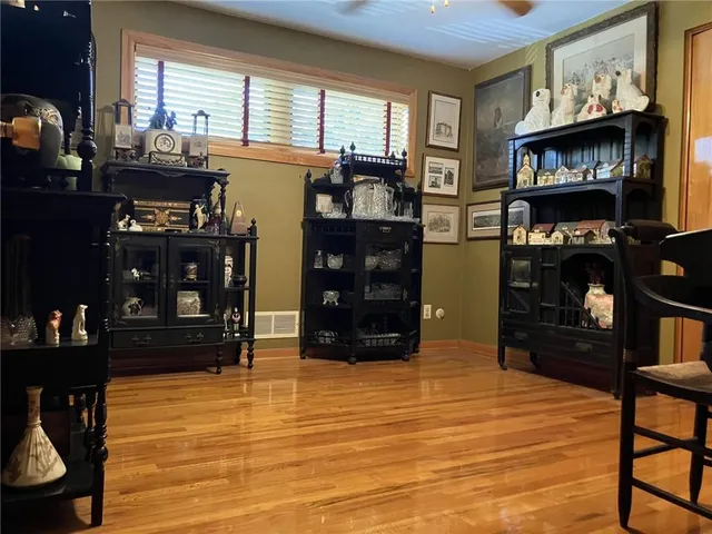 $309,900 | 2261 Thomas Drive, Irwin, PA 15642