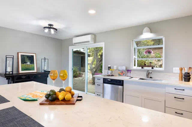 $1,525,000 | 62-2258 Kanehoa Street, Kamuela, HI 96743