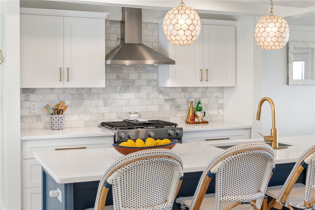 376 East Shore Road Jamestown, RI 02835 - Photo 12 of 37