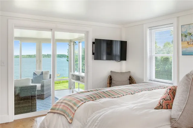 $40,000 | 376 East Shore Road, Jamestown, RI 02835