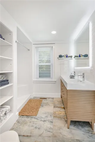 $40,000 | 376 East Shore Road, Jamestown, RI 02835