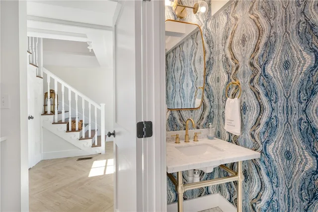 $40,000 | 376 East Shore Road, Jamestown, RI 02835