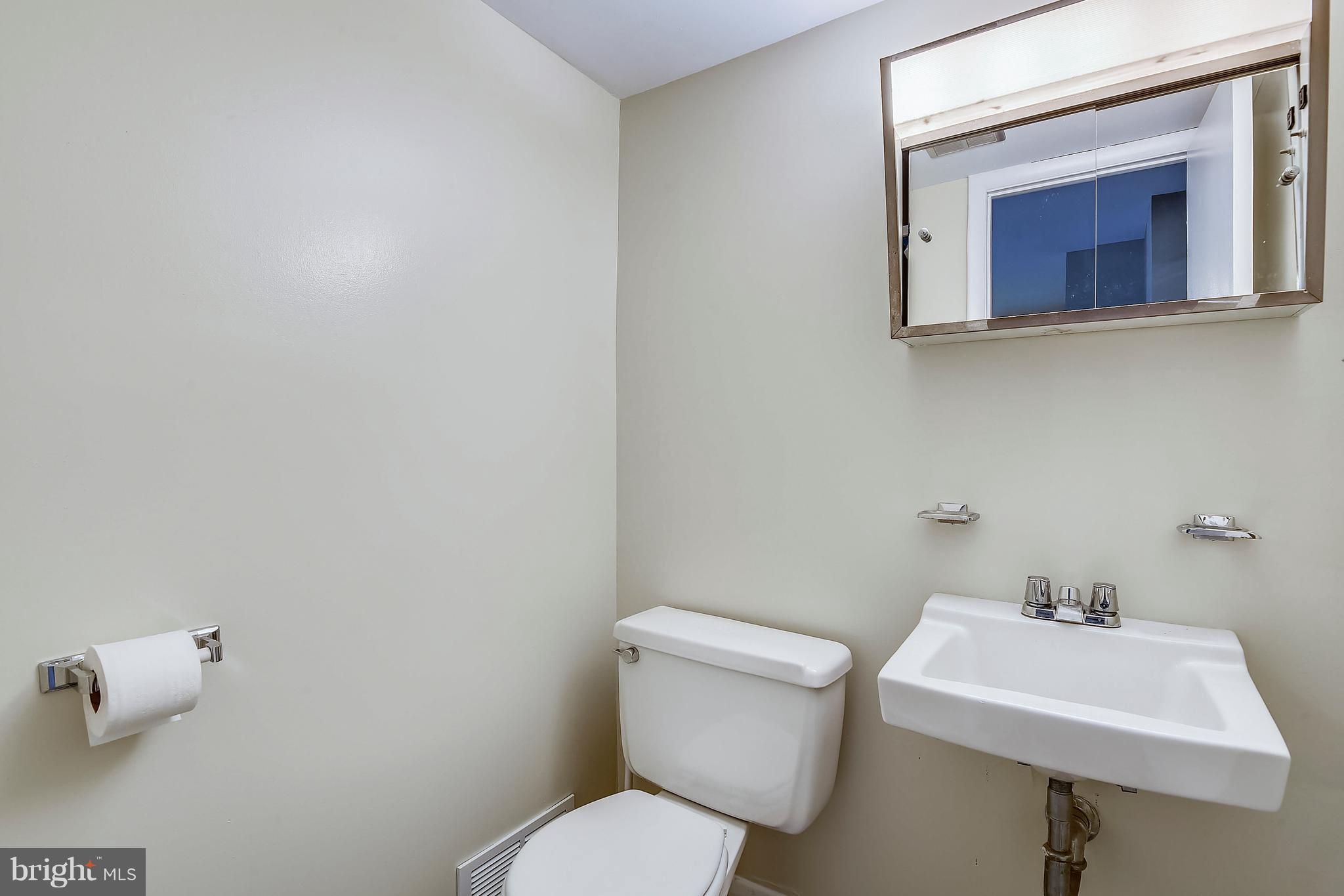 12605 North Point Lane Laurel, MD 20708 - Photo 15 of 30 Gallery Image 15
