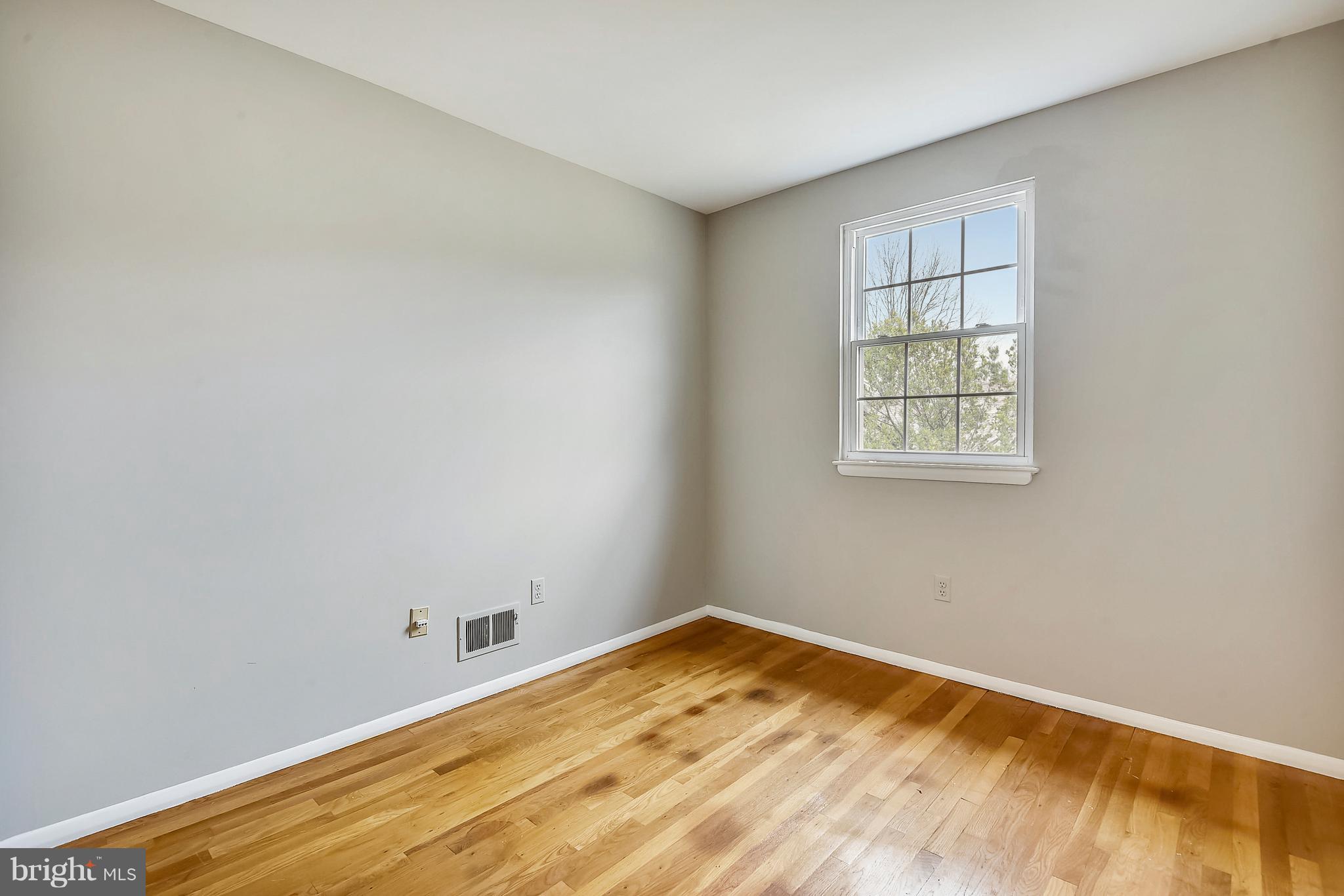 12605 North Point Lane Laurel, MD 20708 - Photo 20 of 30 Gallery Image 20