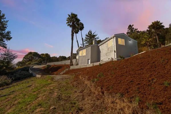 $2,350,000 | 532 Moonrise Lane, Aptos, CA 95003