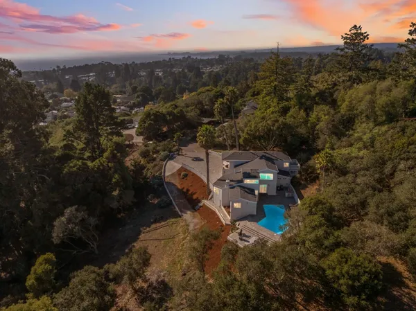$2,350,000 | 532 Moonrise Lane, Aptos, CA 95003