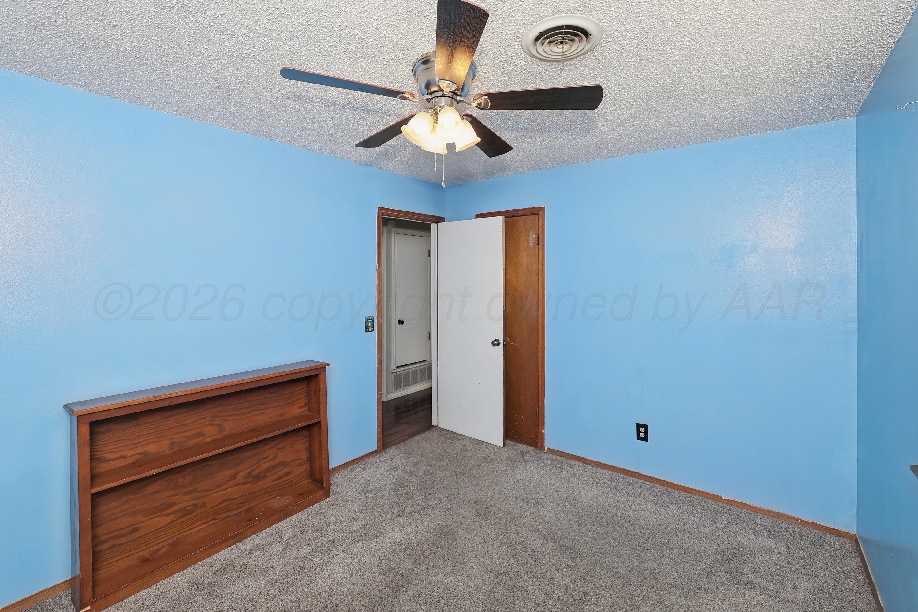 5316 Capulin Lane Amarillo, TX 79110 - Photo 19 of 25 19-3rd Bedroom