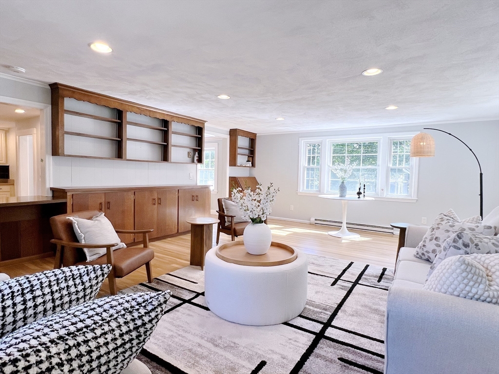 68 Pierrepont Road Newton, MA 02462 - Photo 8 of 19