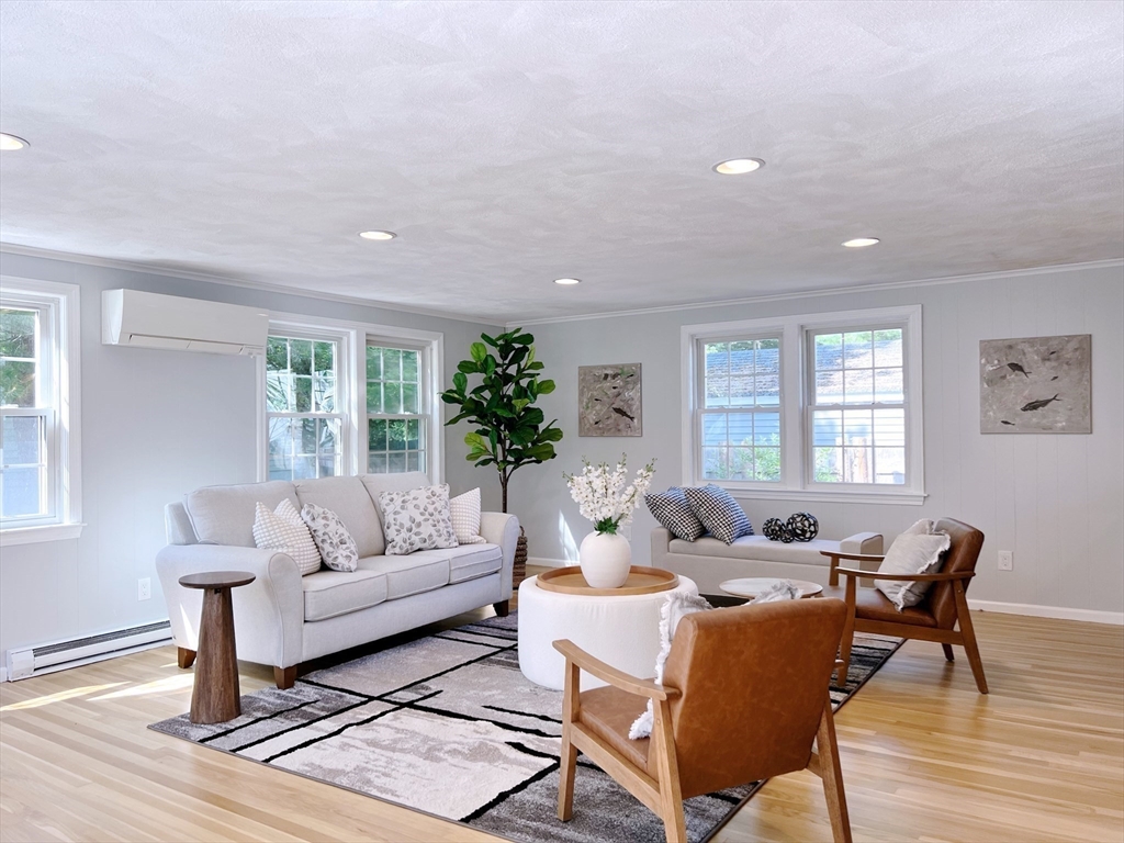 68 Pierrepont Road Newton, MA 02462 - Photo 9 of 19
