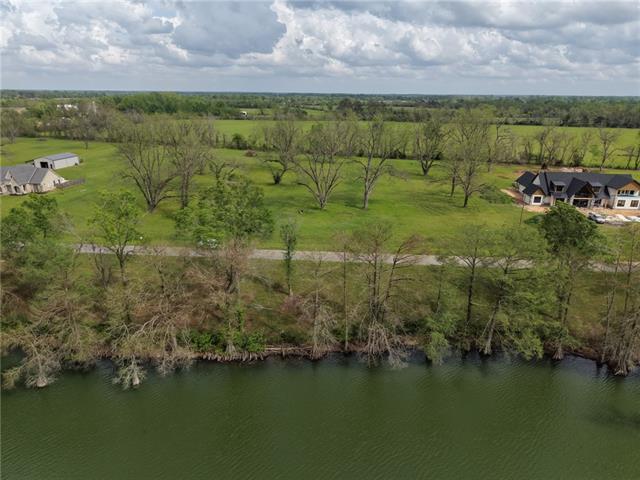 529 Davis Lake Road Columbia, LA 71418 - Photo 1 of 10