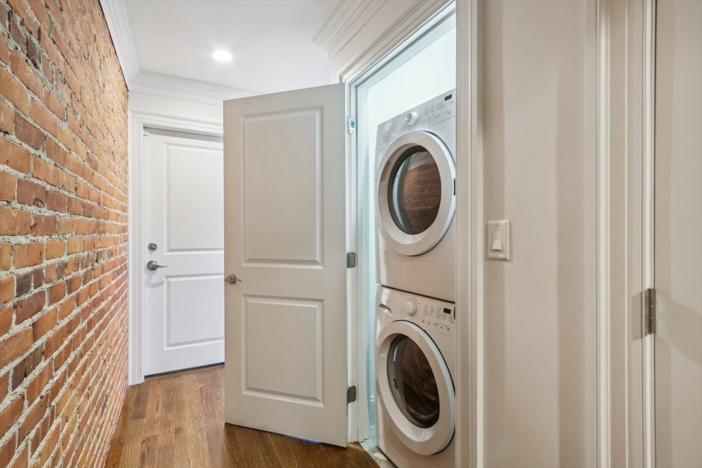 1471 Beacon Street, Unit 2 Brookline, MA 02446 - Photo 11 of 20