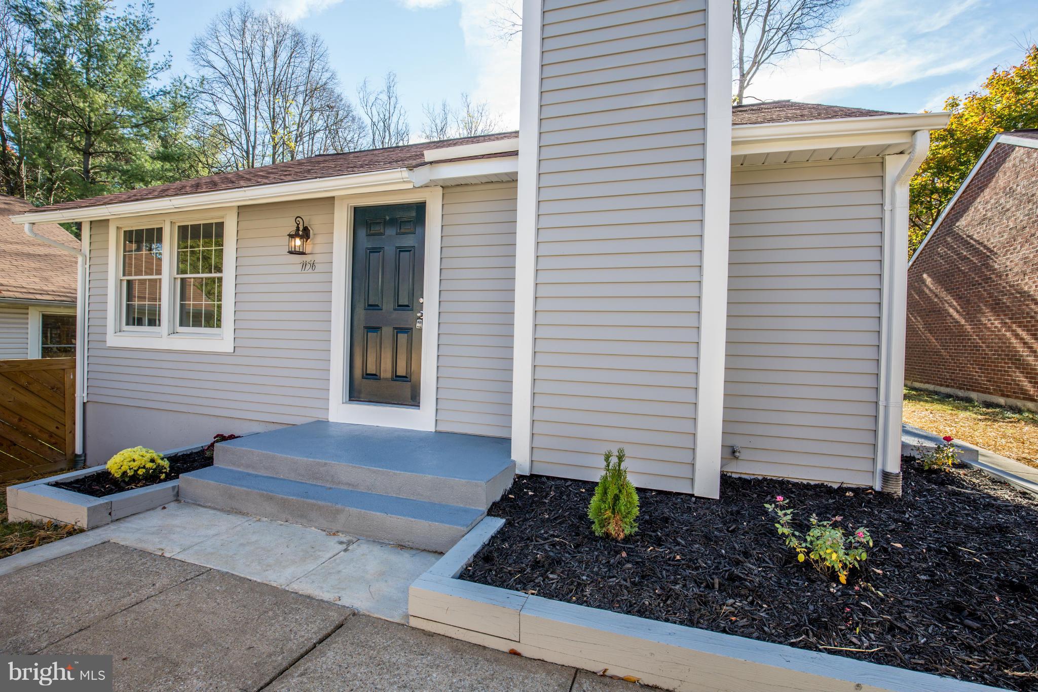 7156 Harp String Columbia, MD 21045 - Photo 1 of 18 Exterior (Front)