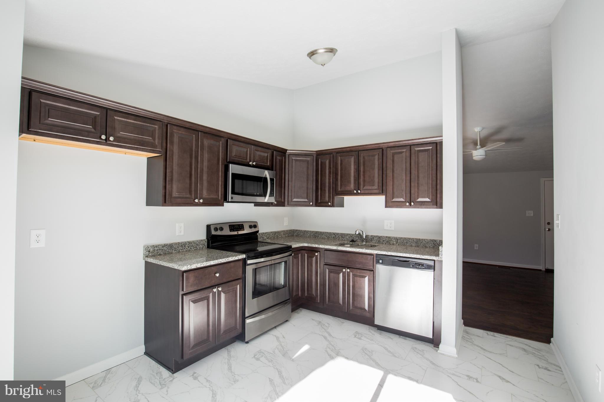 7156 Harp String Columbia, MD 21045 - Photo 3 of 18 Kitchen