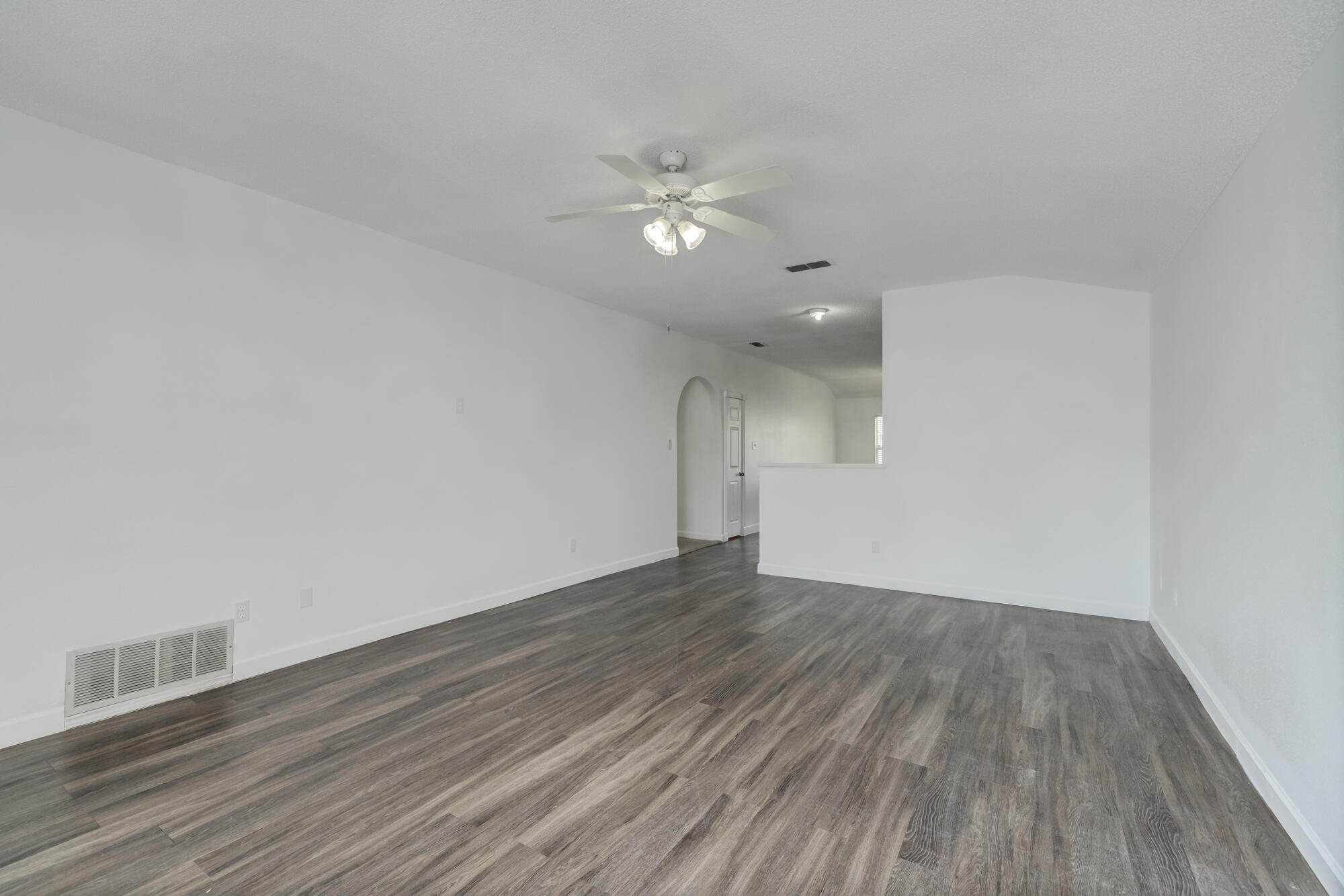 6016 Duke Street Lubbock, TX 79416 - Photo 4 of 17 6016_Duke_004