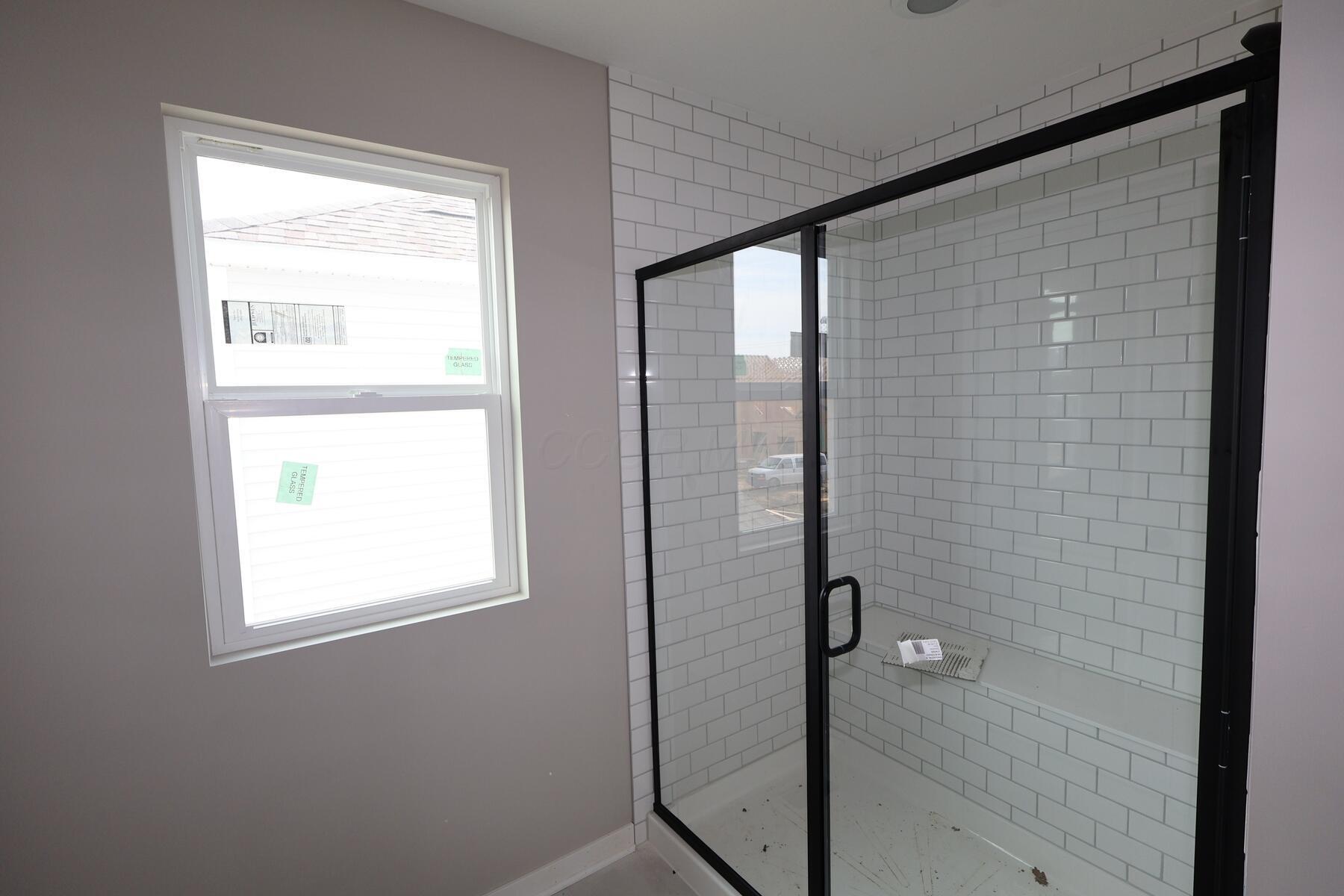 5461 Valleydale Road Powell, OH 43065 - Photo 11 of 19 Owner's Bathroom