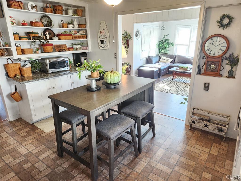 4735 Buckeye Road Emmaus, PA 18049 - Photo 4 of 34 Gallery Image 4
