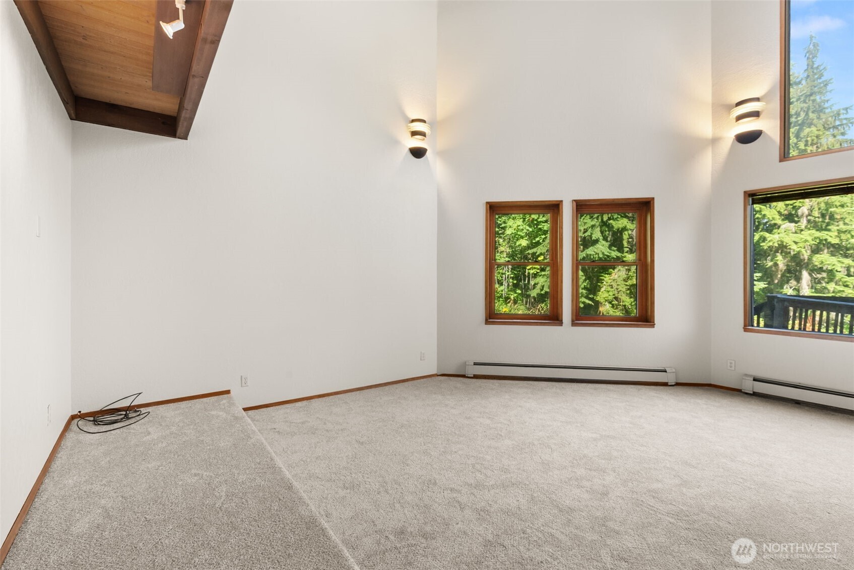 19826 Southeast 192nd Street Renton, WA 98058 - Photo 5 of 32 Gallery Image 5