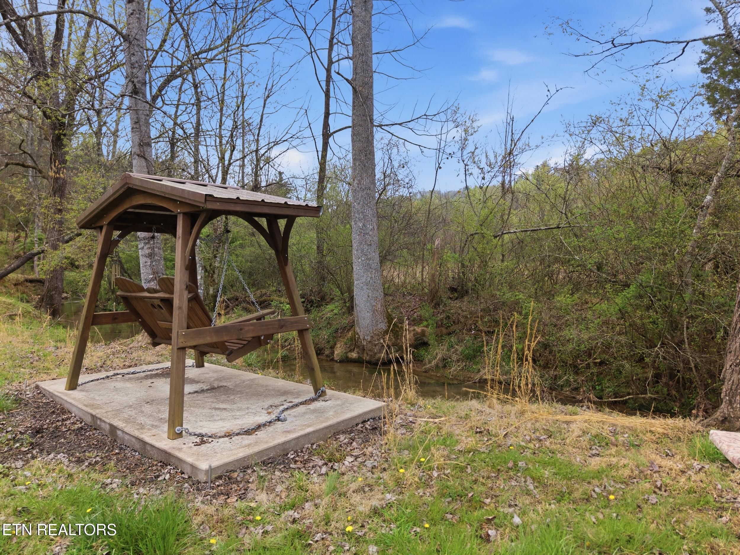 113 Brashears Road Harriman, TN 37748 - Photo 27 of 60 28_113_brashears_rd_27