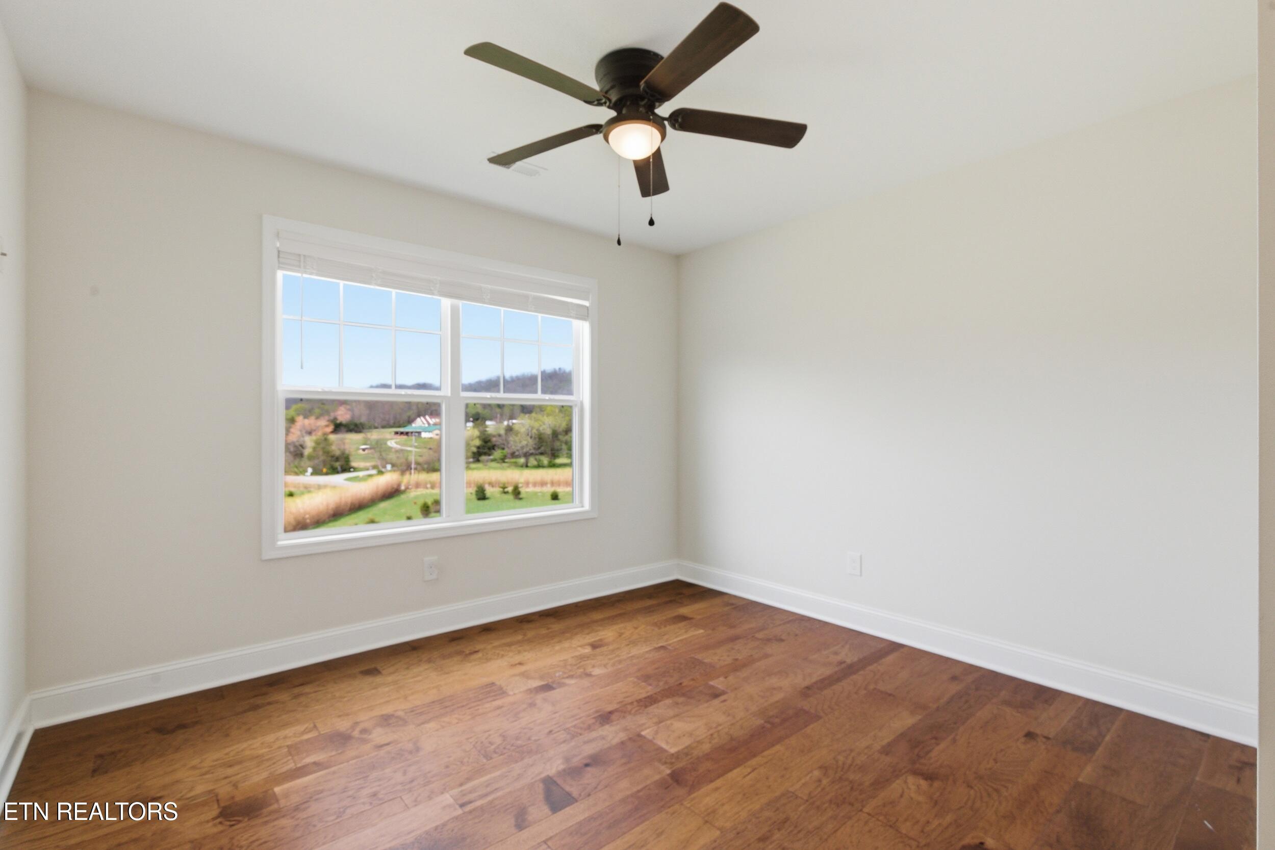 113 Brashears Road Harriman, TN 37748 - Photo 49 of 60 50_113_brashears_rd_49