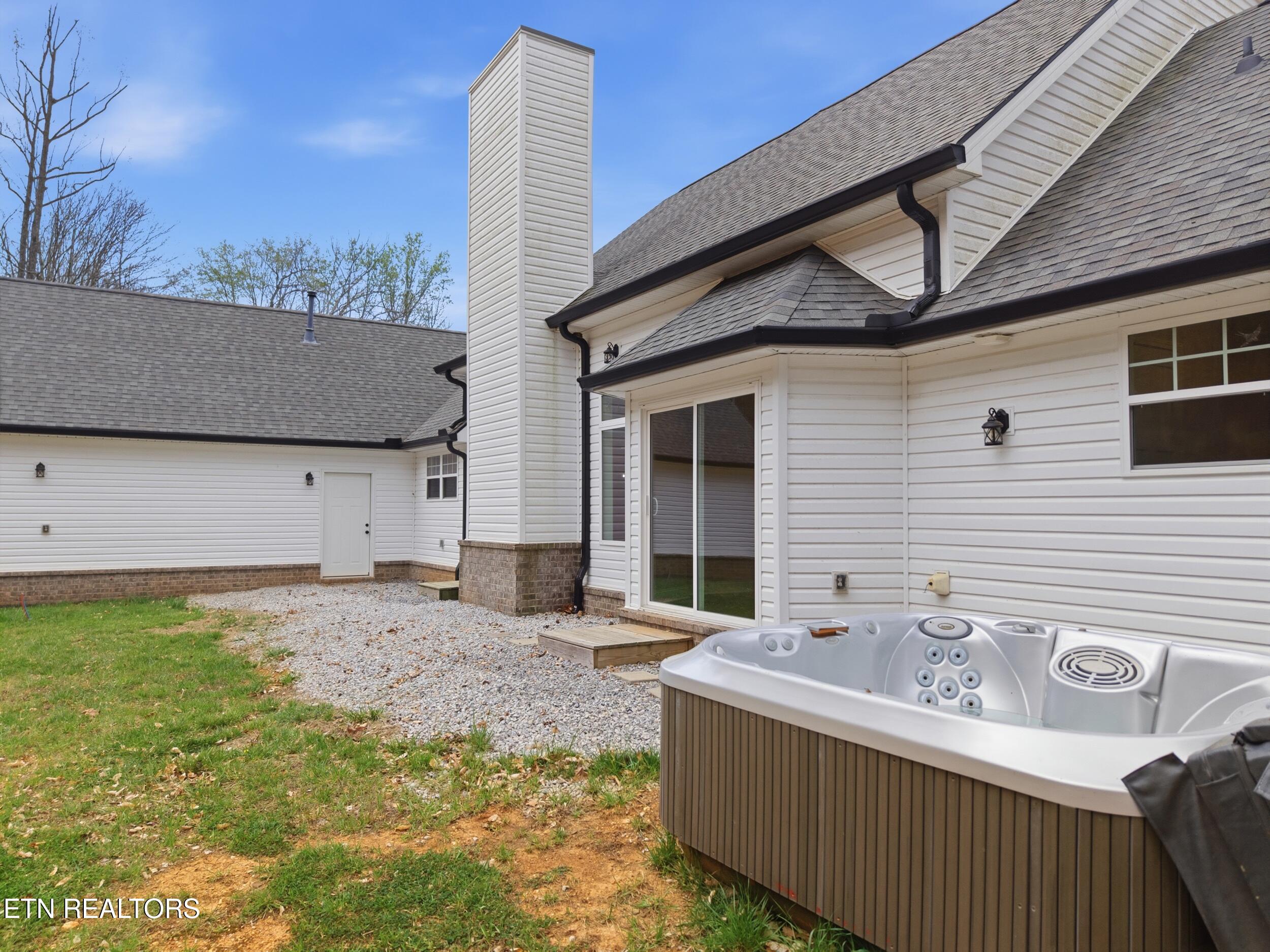 113 Brashears Road Harriman, TN 37748 - Photo 7 of 60 7_113_brashears_rd_7