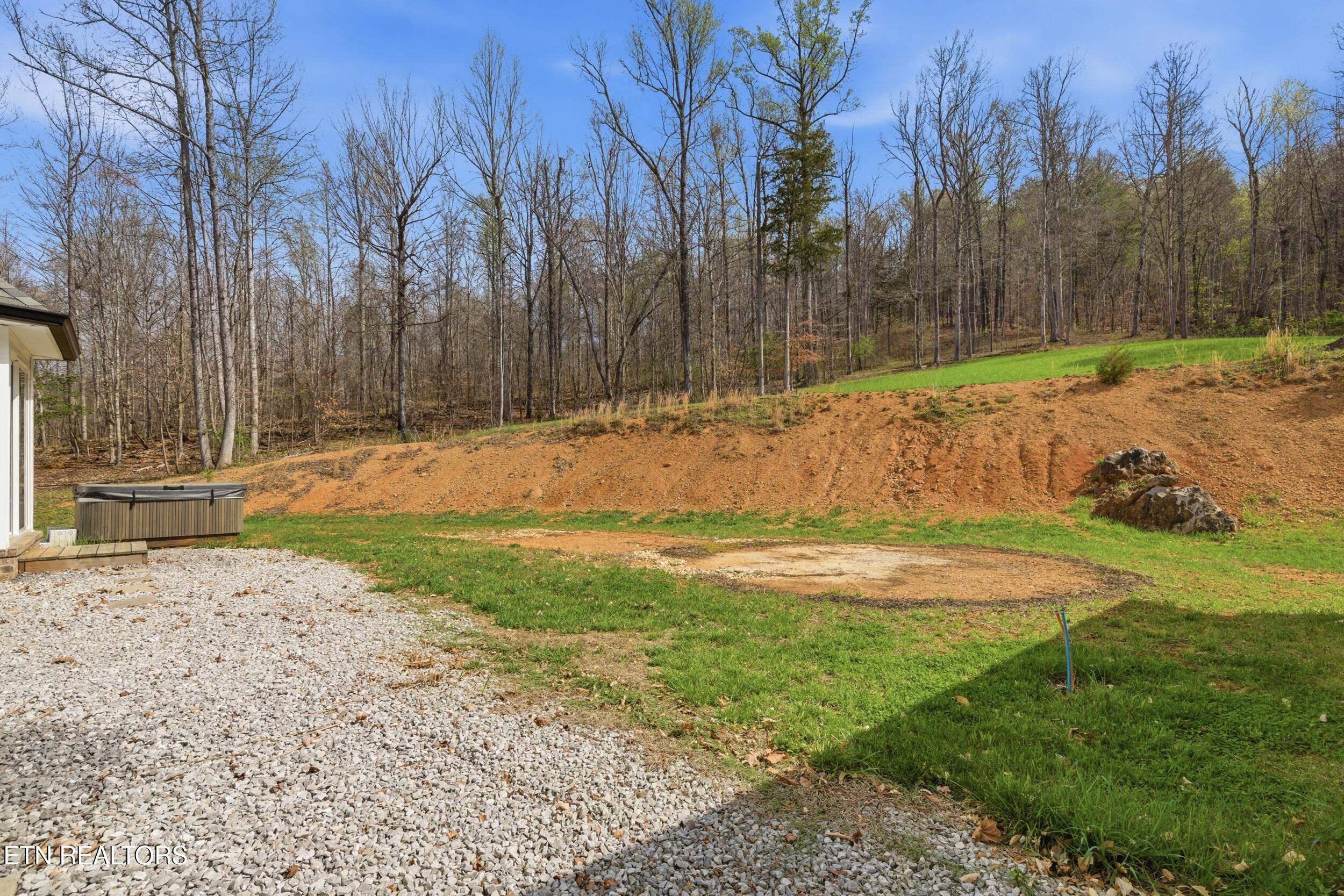 113 Brashears Road Harriman, TN 37748 - Photo 8 of 60 8_113_brashears_rd_8