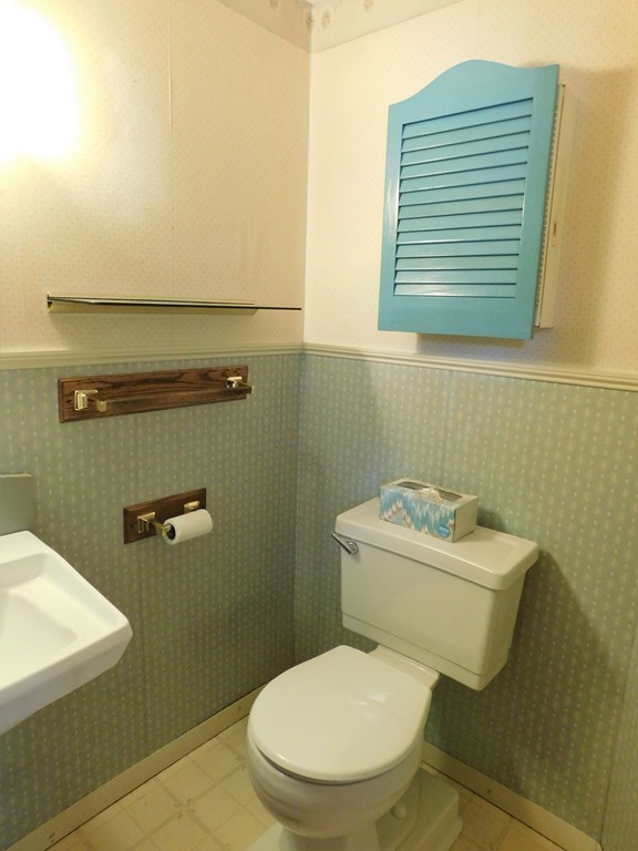 24 Pine Street West Springfield, MA 01089 - Photo 7 of 30 Gallery Image 7