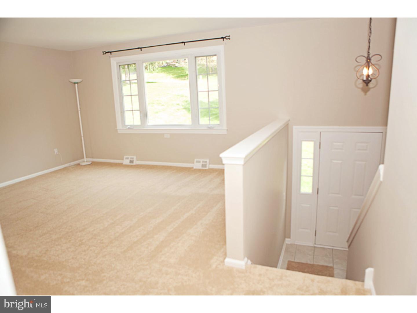 3314 Humpton Road Thorndale, PA 19372 - Photo 8 of 25 Living Room