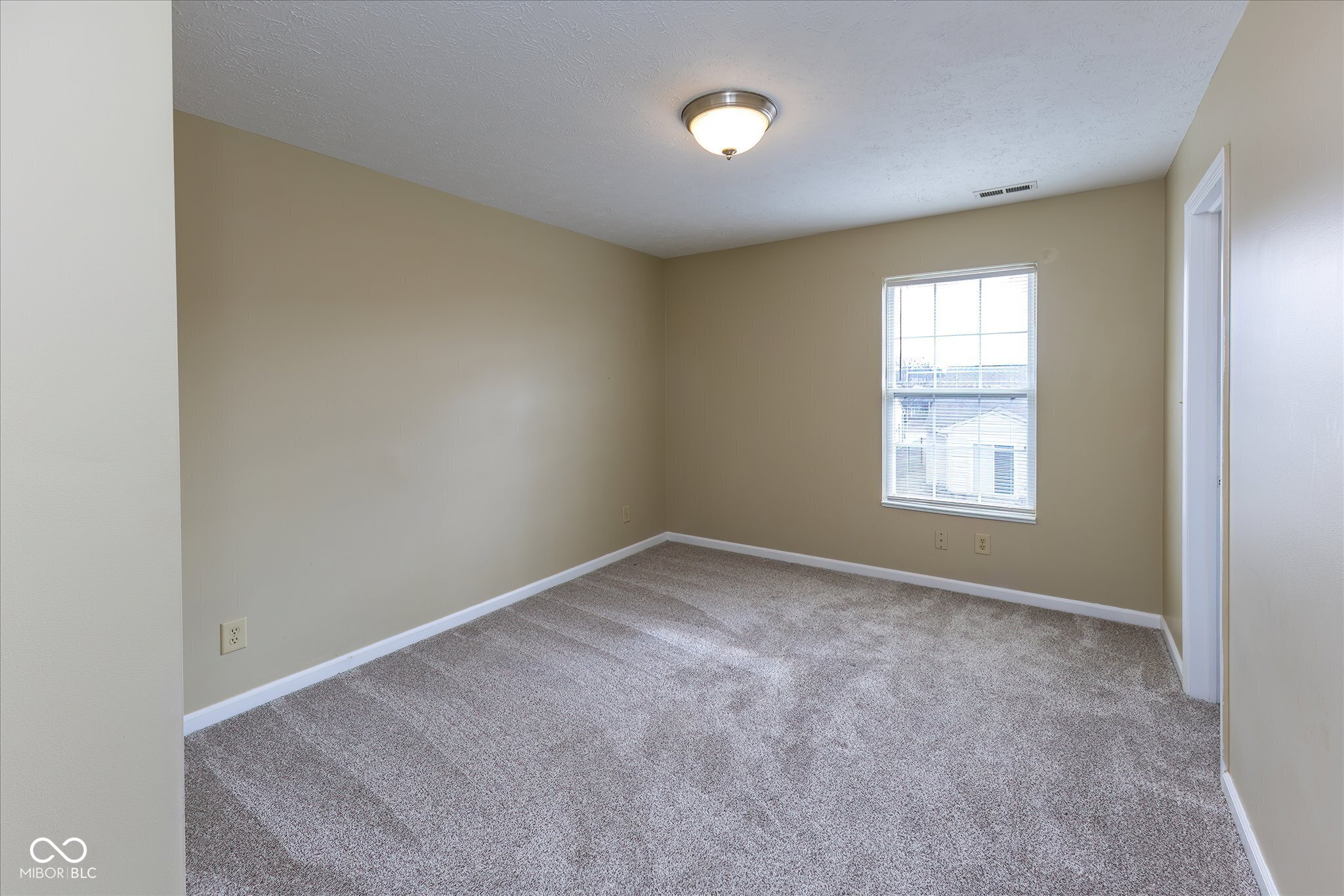 3065 Hemlock Way Indianapolis, IN 46203 - Photo 15 of 20