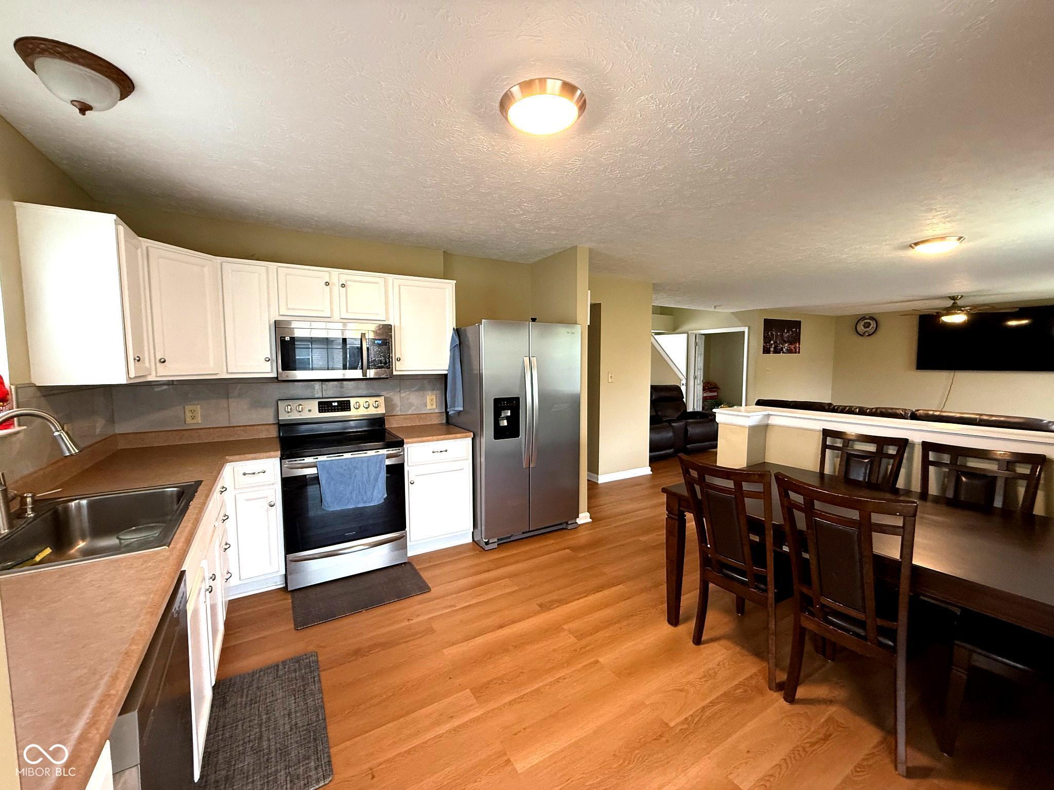 3065 Hemlock Way Indianapolis, IN 46203 - Photo 5 of 10