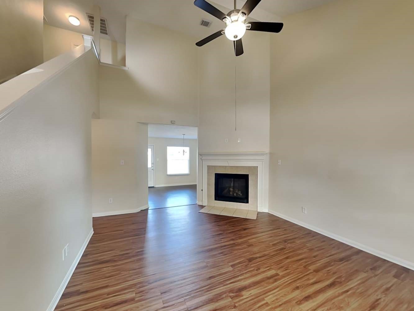 1015 Redcrest Springs Court Houston, TX 77073 - Photo 4 of 17