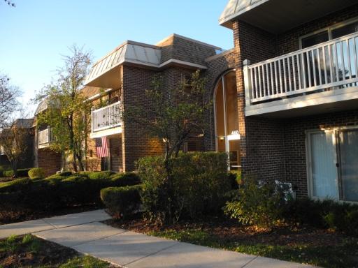 460 North Wilke Road, Unit 105 Palatine, IL 60074 - Photo 1 of 1