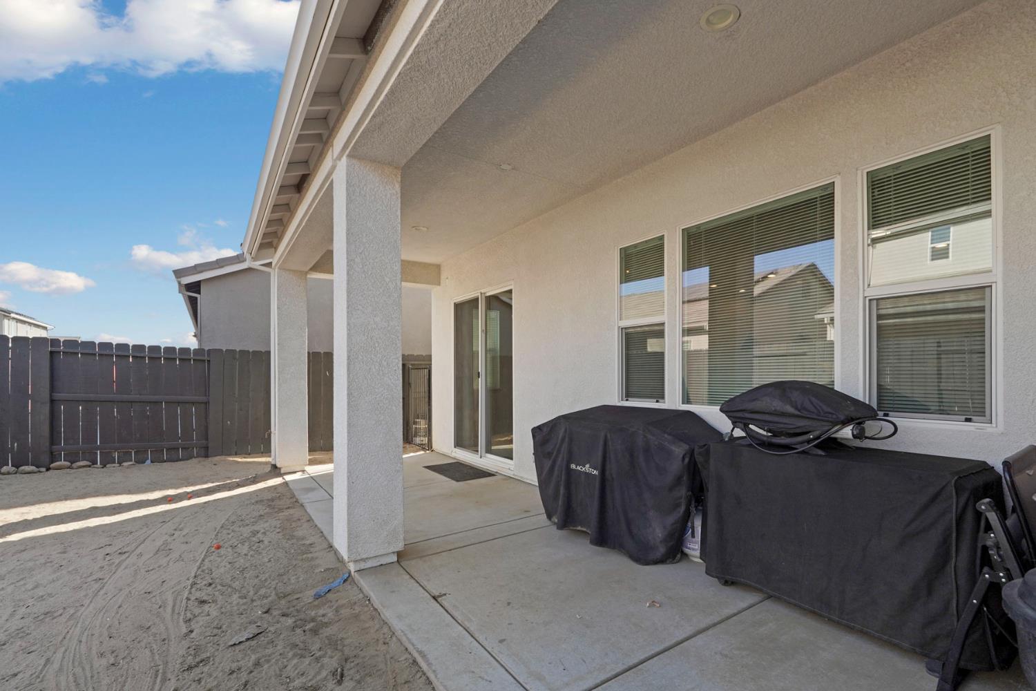 2446 Paramount Lane Manteca, CA 95337 - Photo 36 of 39