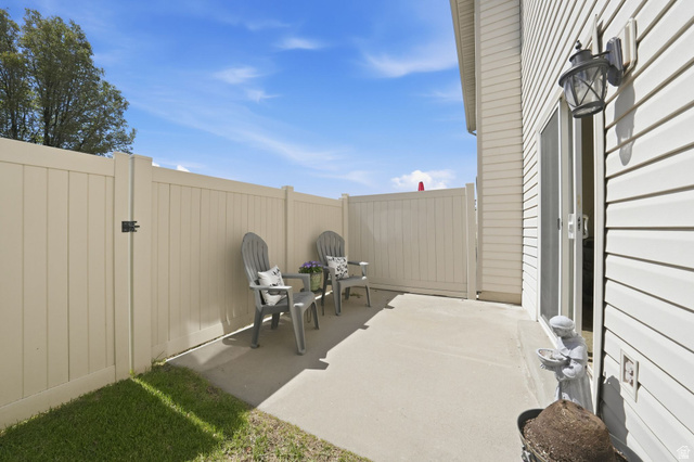 652 West 800 North, Unit 70 Clinton, UT 84015 - Photo 7 of 20